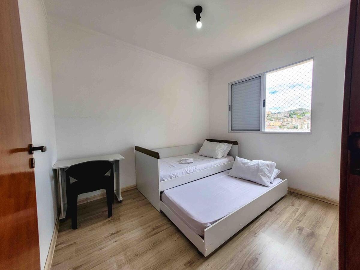 Grande Apt No Centro C/ Cozinha Completa Varanda Poços de Caldas Buitenkant foto