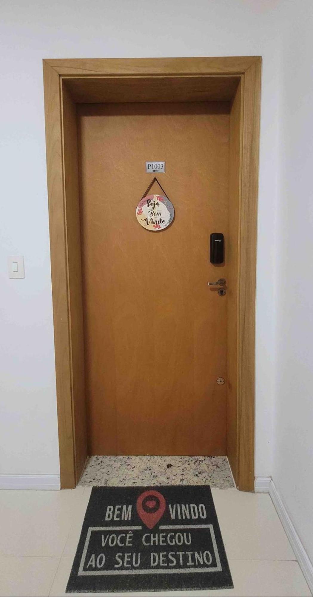 Grande Apt No Centro C/ Cozinha Completa Varanda Poços de Caldas Buitenkant foto